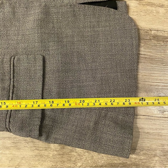 Gray Heathered Theory Blazer - Picture 4 of 7